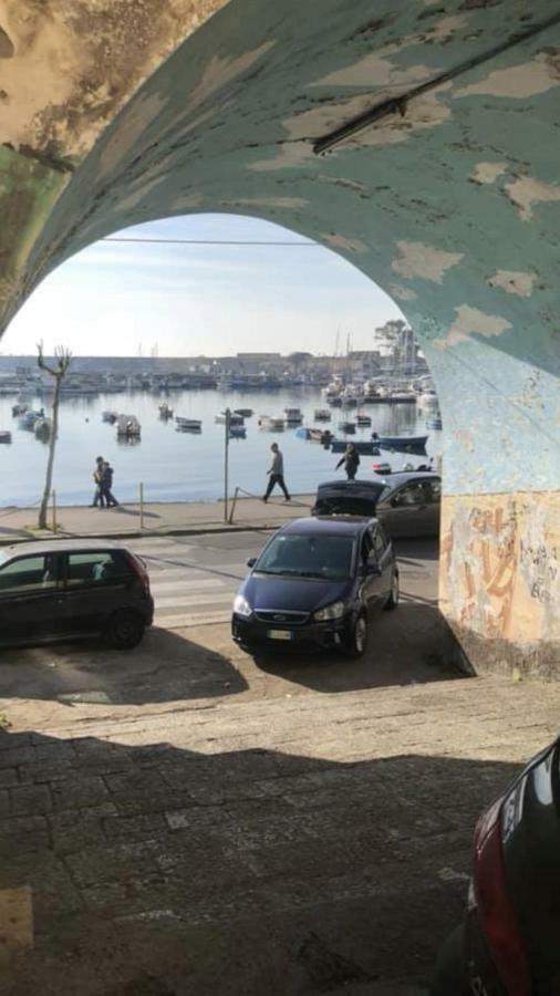 Ferienwohnung Rosy Monolocale Nel Centro Storico Di Torre Annunziata Di Fronte Scavi Oplonti Exterior foto